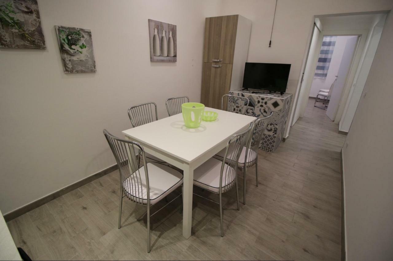 Casa Vacanze Bianca 波扎洛 外观 照片